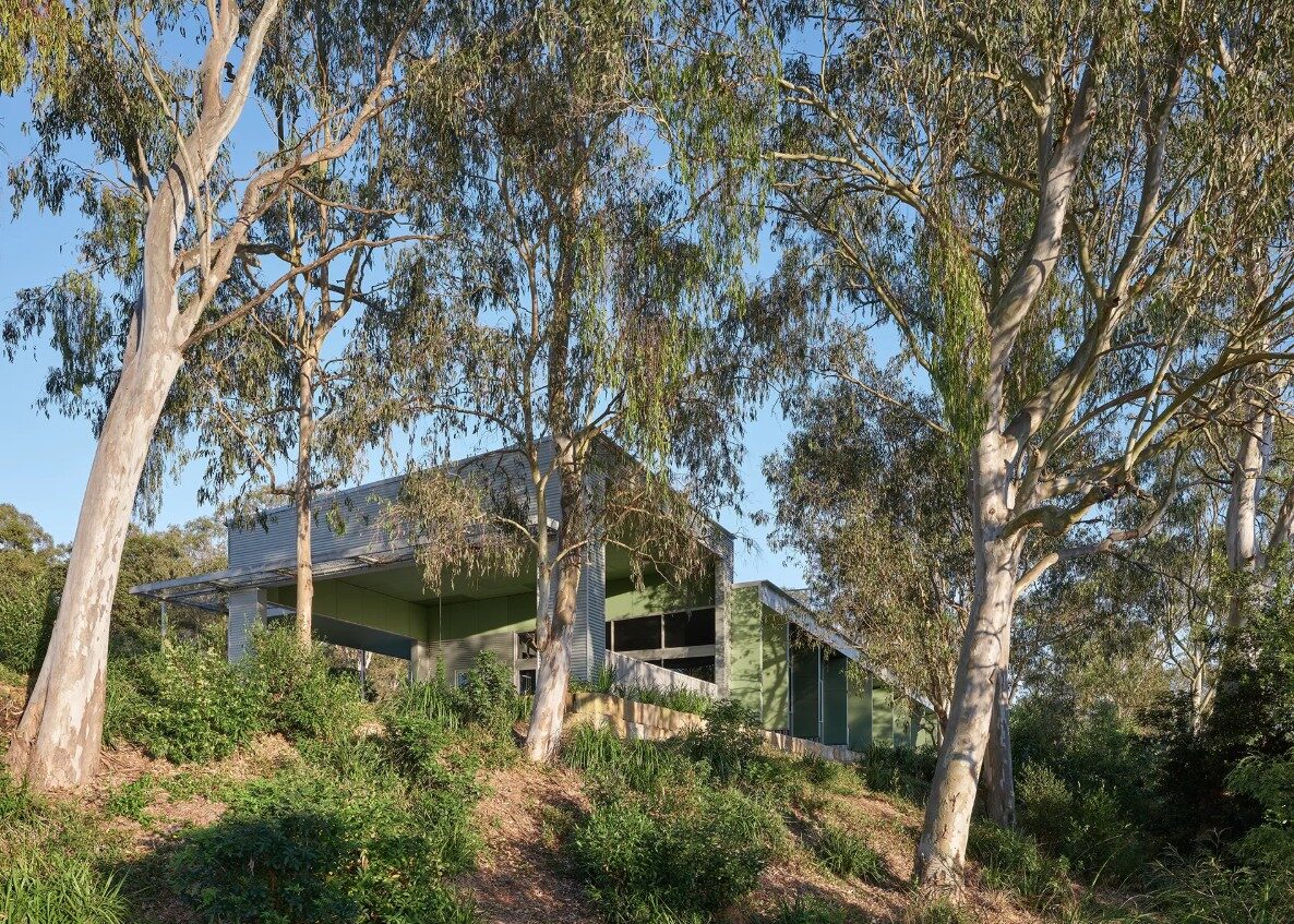 Archerfield Wetlands Catchment Centre — exterior among trees