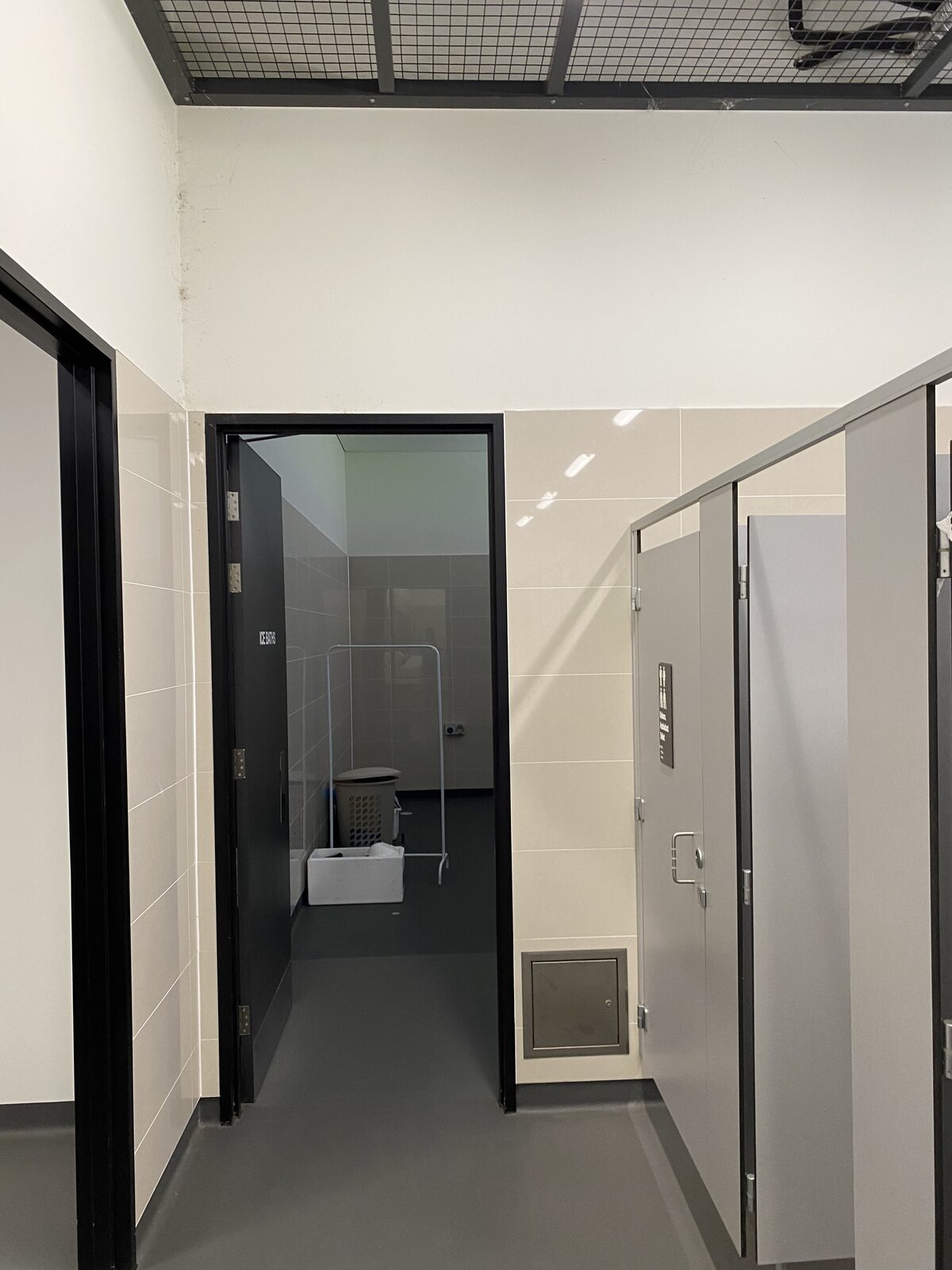 Brisbane Roar FC changeroom — amenities corridor